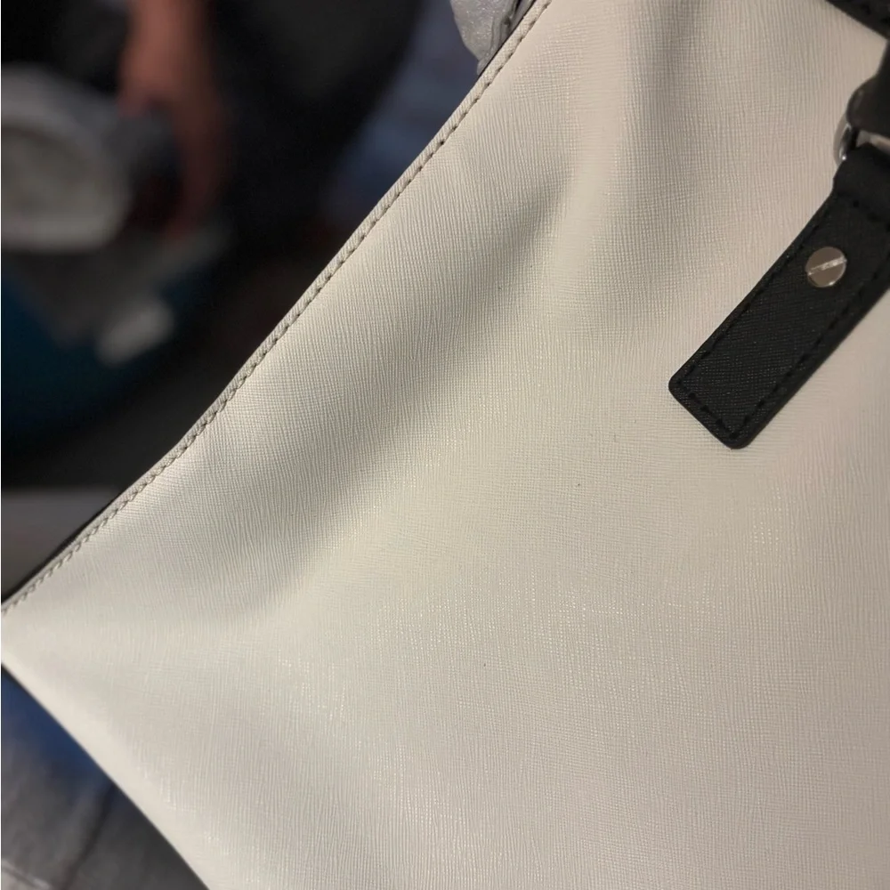 NWT Michael Kors Black and White Satchel - Picture 5 of 5